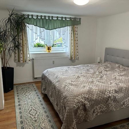 Eifeltoerchen Bed & Breakfast Kirchheim  ภายนอก รูปภาพ
