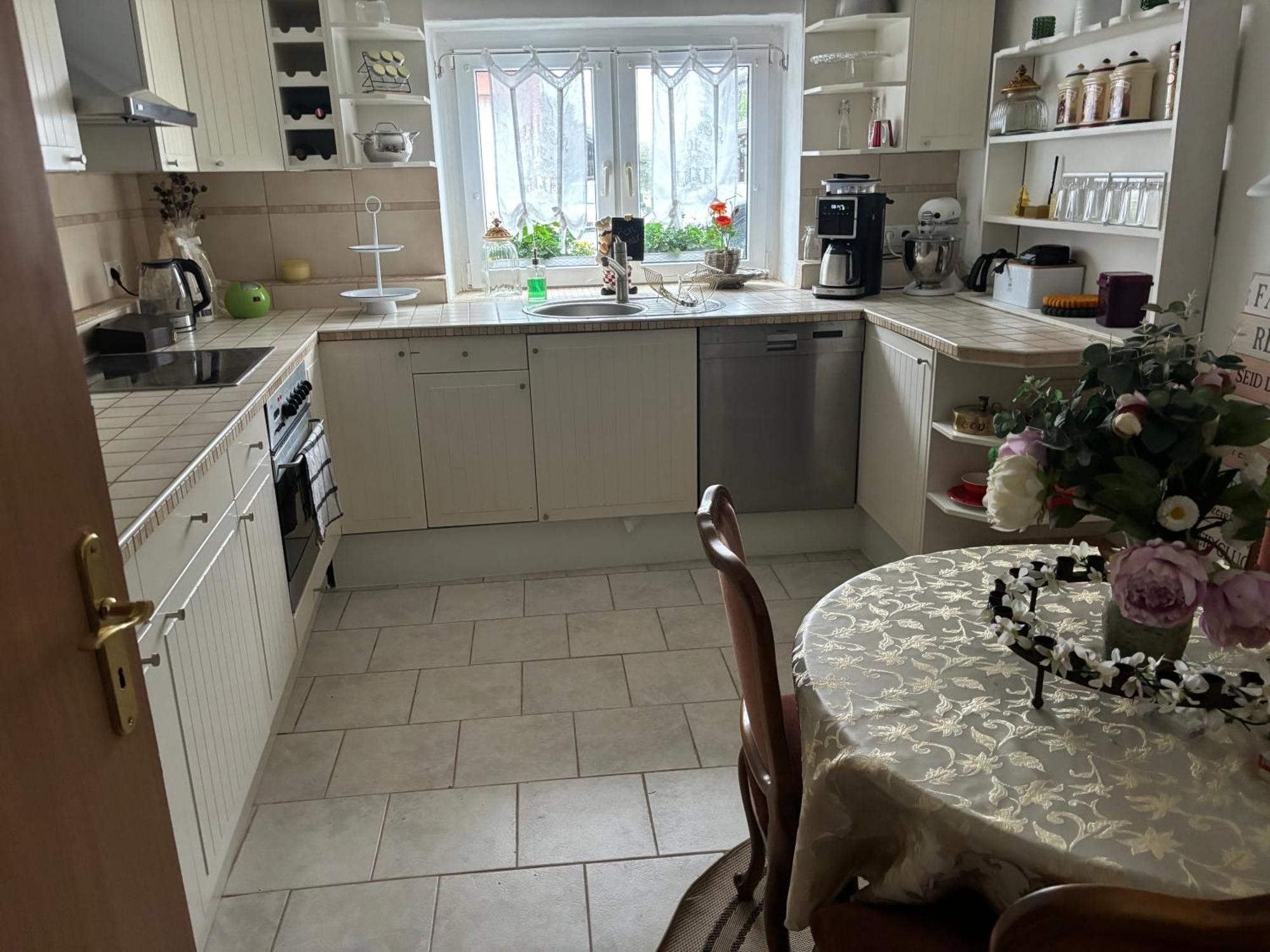 Eifeltoerchen Bed & Breakfast Kirchheim  ภายนอก รูปภาพ